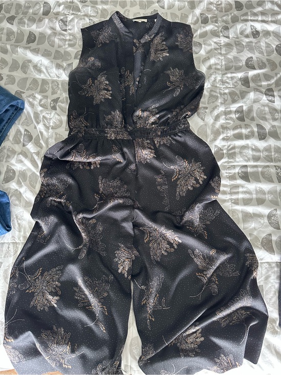 Vince Pants - Vince Black Sleeveless Floral-Print Satin Jumpsuit